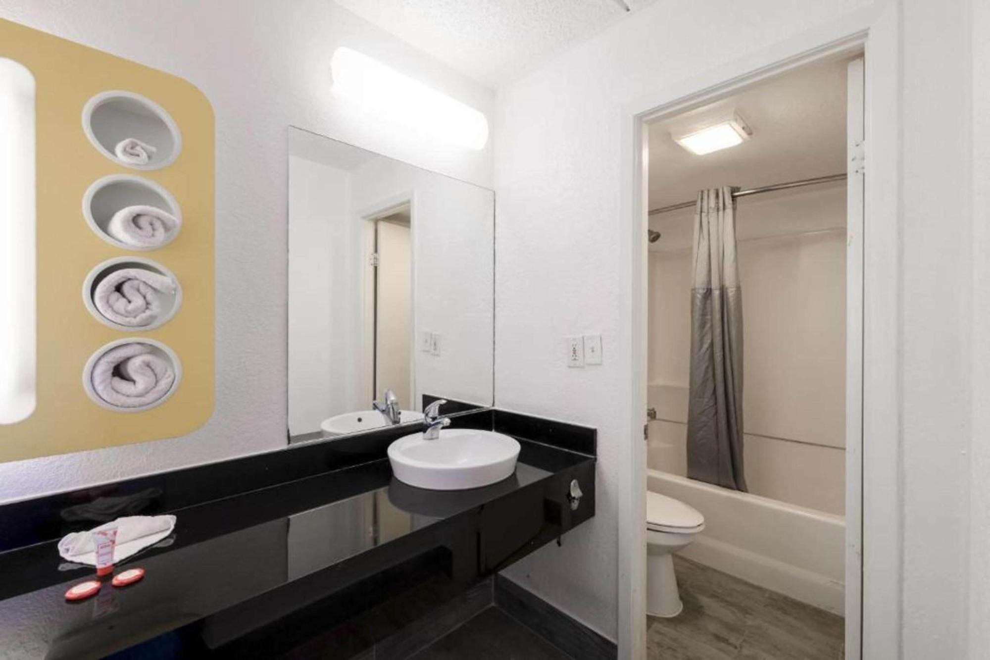 Oyo Hotel Houston Katy Freeway Kültér fotó