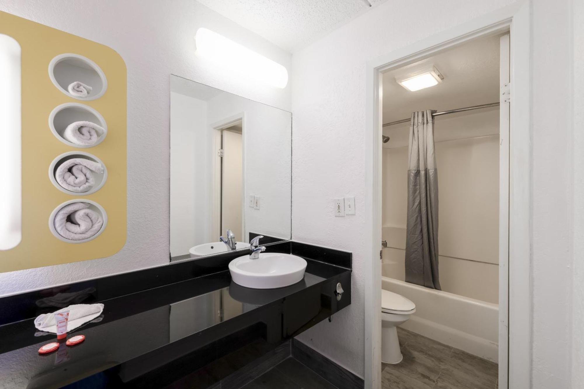 Oyo Hotel Houston Katy Freeway Kültér fotó